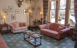 Bar (on property) -  Ravenscourt Guest House (Grantown-on-Spey)