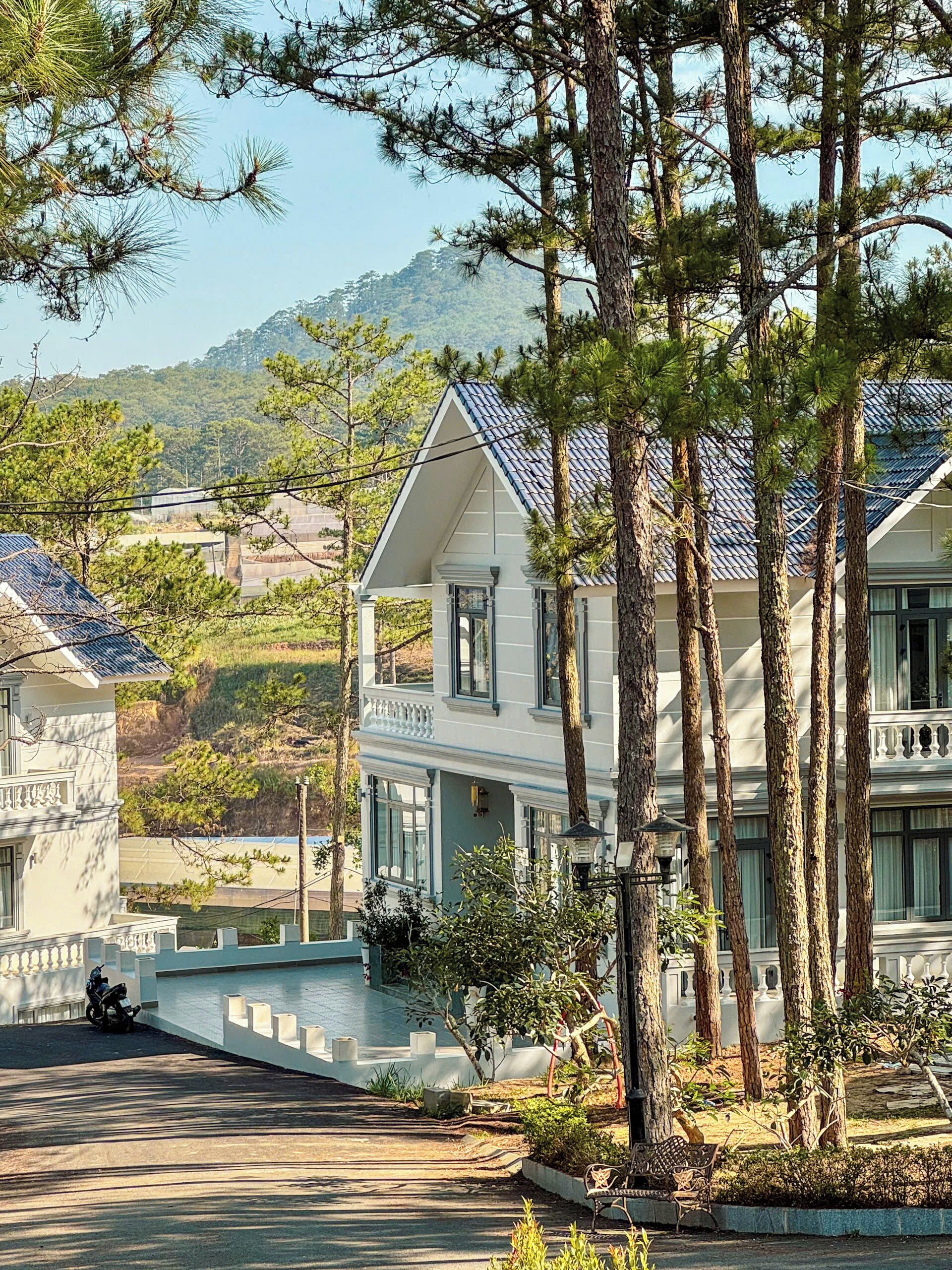 Quang cảnh nhìn từ nơi lưu trú