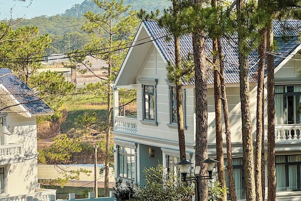 Quang cảnh nhìn từ nơi lưu trú