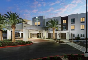 Exterior - Homewood Suites by Hilton San Jose Santa Clara (San Jose)