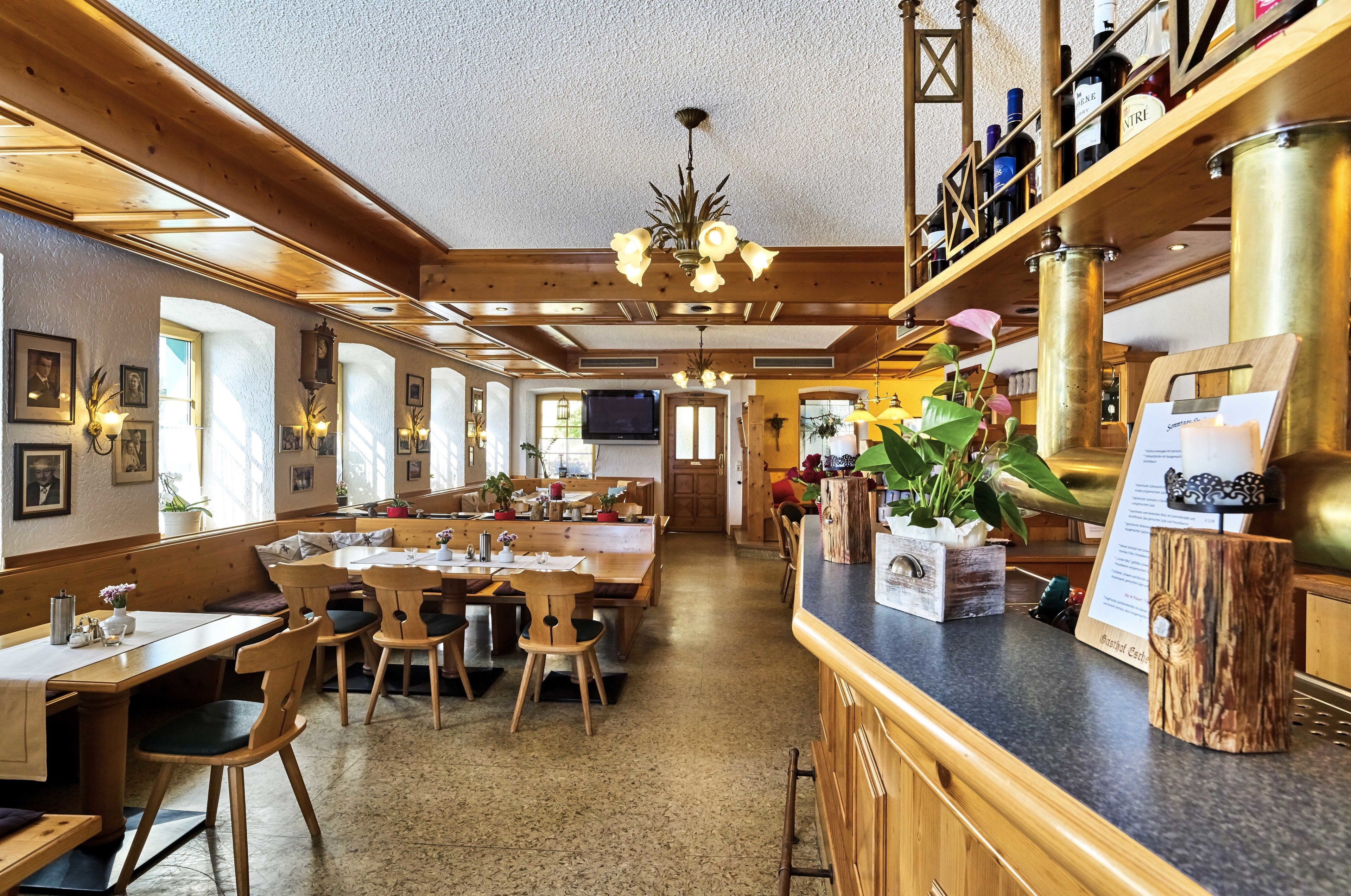 lunch and dinner served, regional cuisine