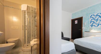 Hotel Benaco Bee Free