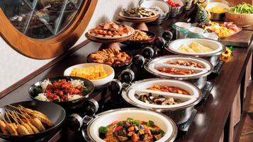 Bữa sáng buffet hàng ngày với phụ phí nhỏ