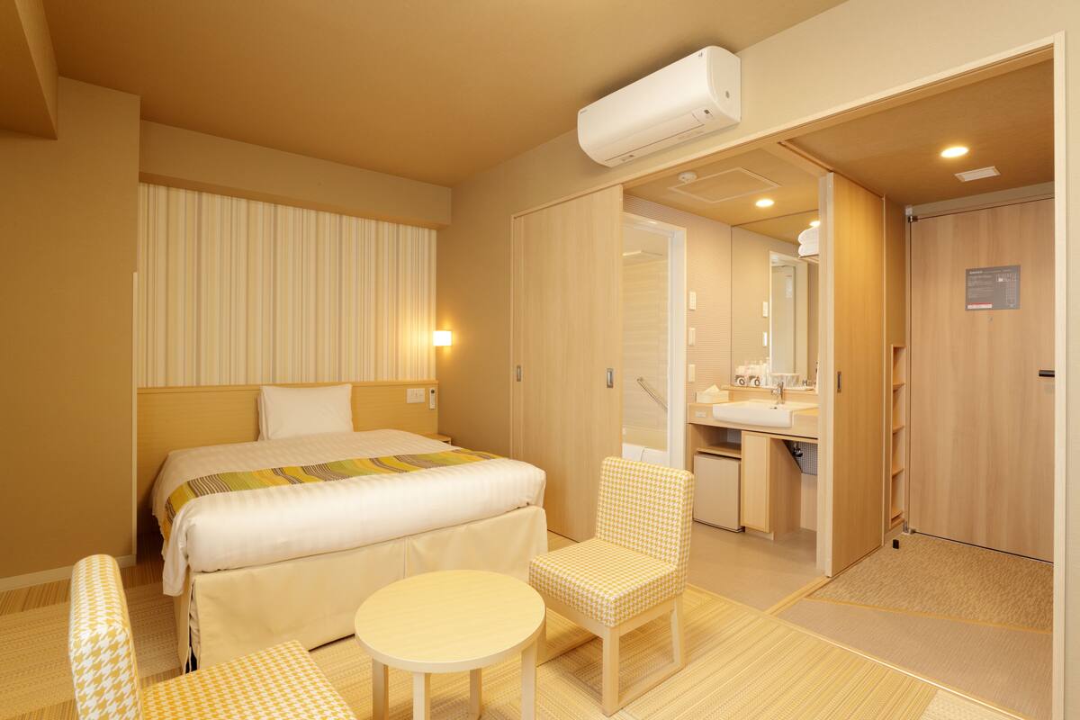 1 bedroom, down duvets, in-room safe, free wifi