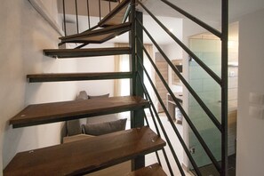 Quadruple Room (Split Level) | Soundproofing, iron/ironing board, free WiFi, bed sheets - Pension Avocado (Skiathos)
