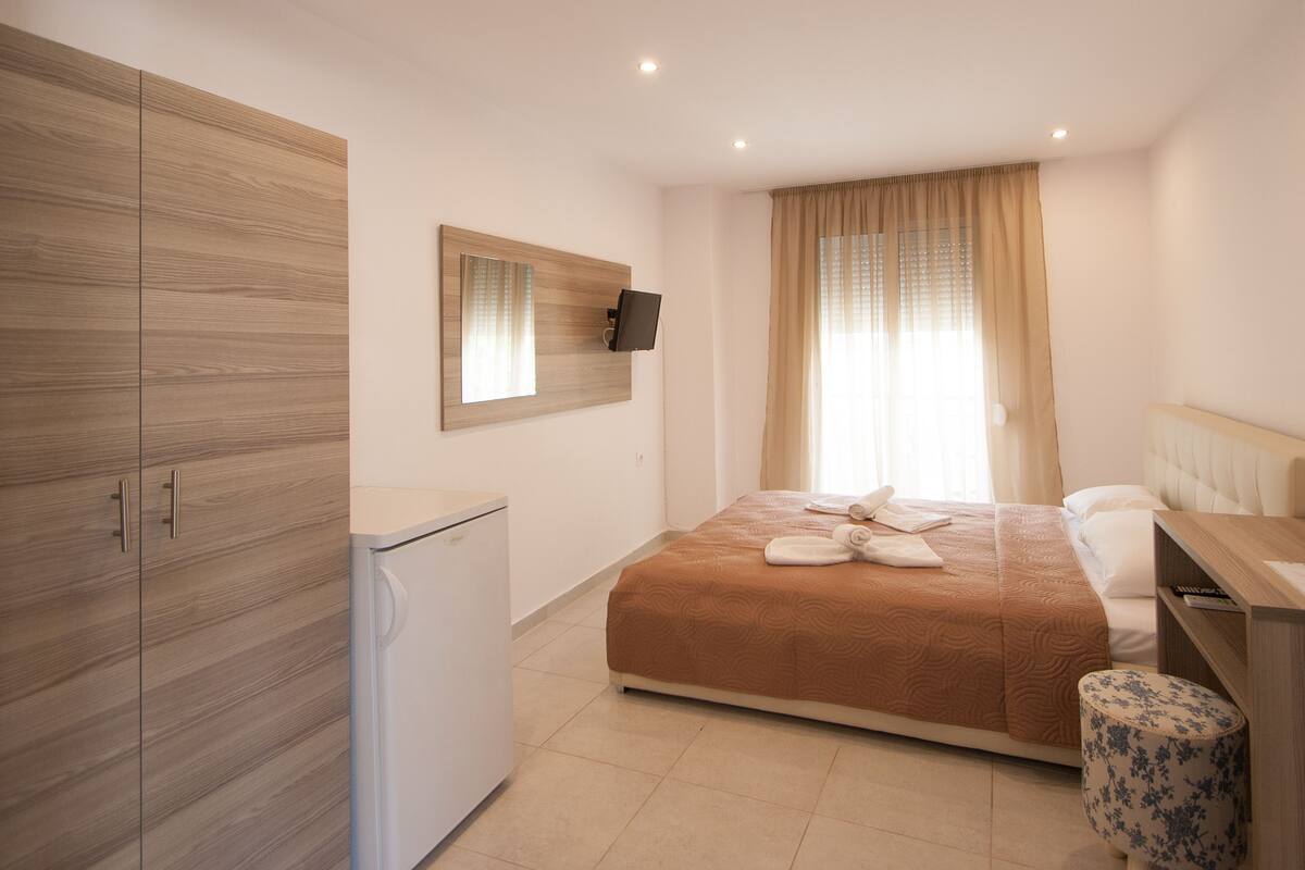 Soundproofing, iron/ironing board, free WiFi, bed sheets