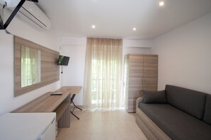 Quadruple Room (Split Level) | View from room - Pension Avocado (Skiathos)