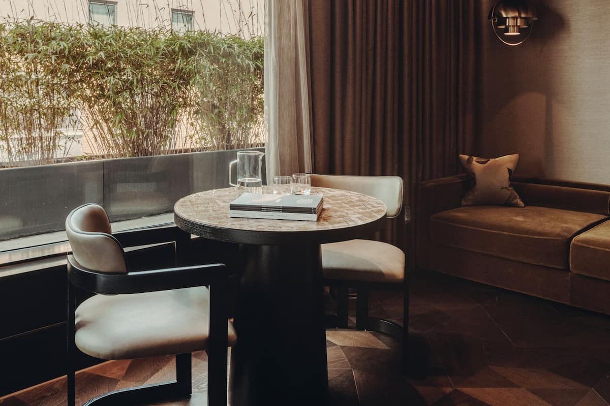 1 bedroom, Egyptian cotton sheets, premium bedding, minibar