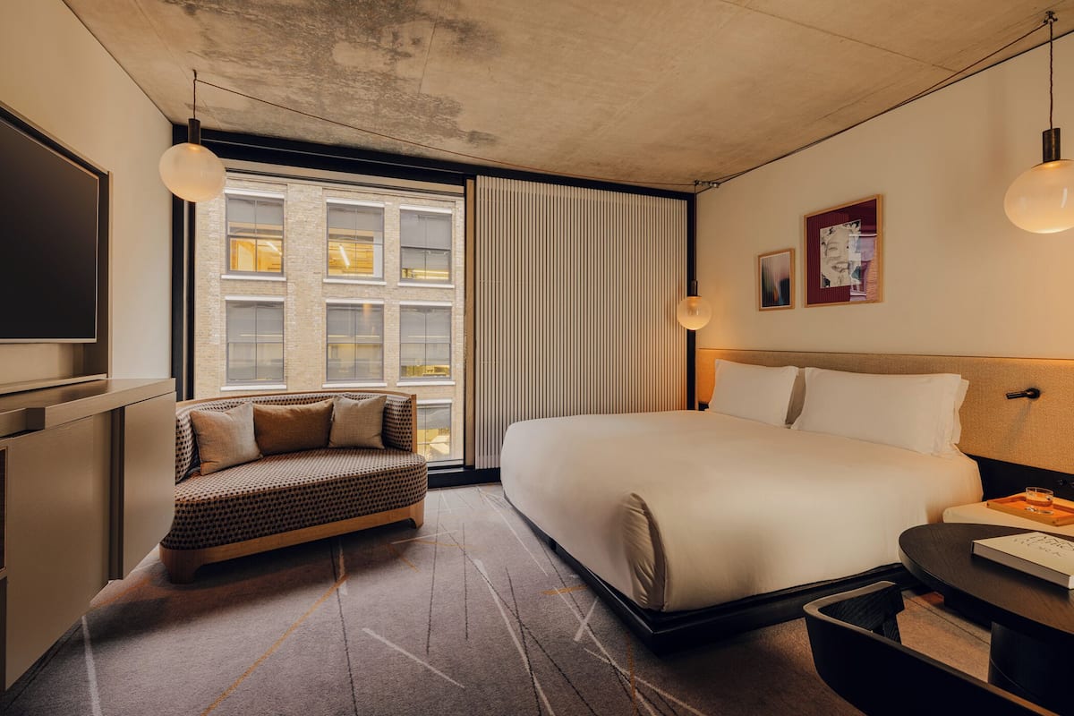 Egyptian cotton sheets, premium bedding, minibar, in-room safe