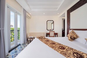 Deluxe Double Room, River View | Minibar, in-room safe, desk, free WiFi - Hoi An Canal House Riverside By Haviland (Da Nang)