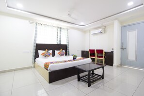 Deluxe Room - FabHotel Siri Inn Madhapur (Hyderabad)