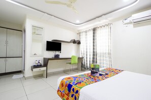 Dining - FabHotel Siri Inn Madhapur (Hyderabad)