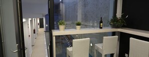 Bar (on property) - Hostal la Pasajera (Conil de la Frontera)