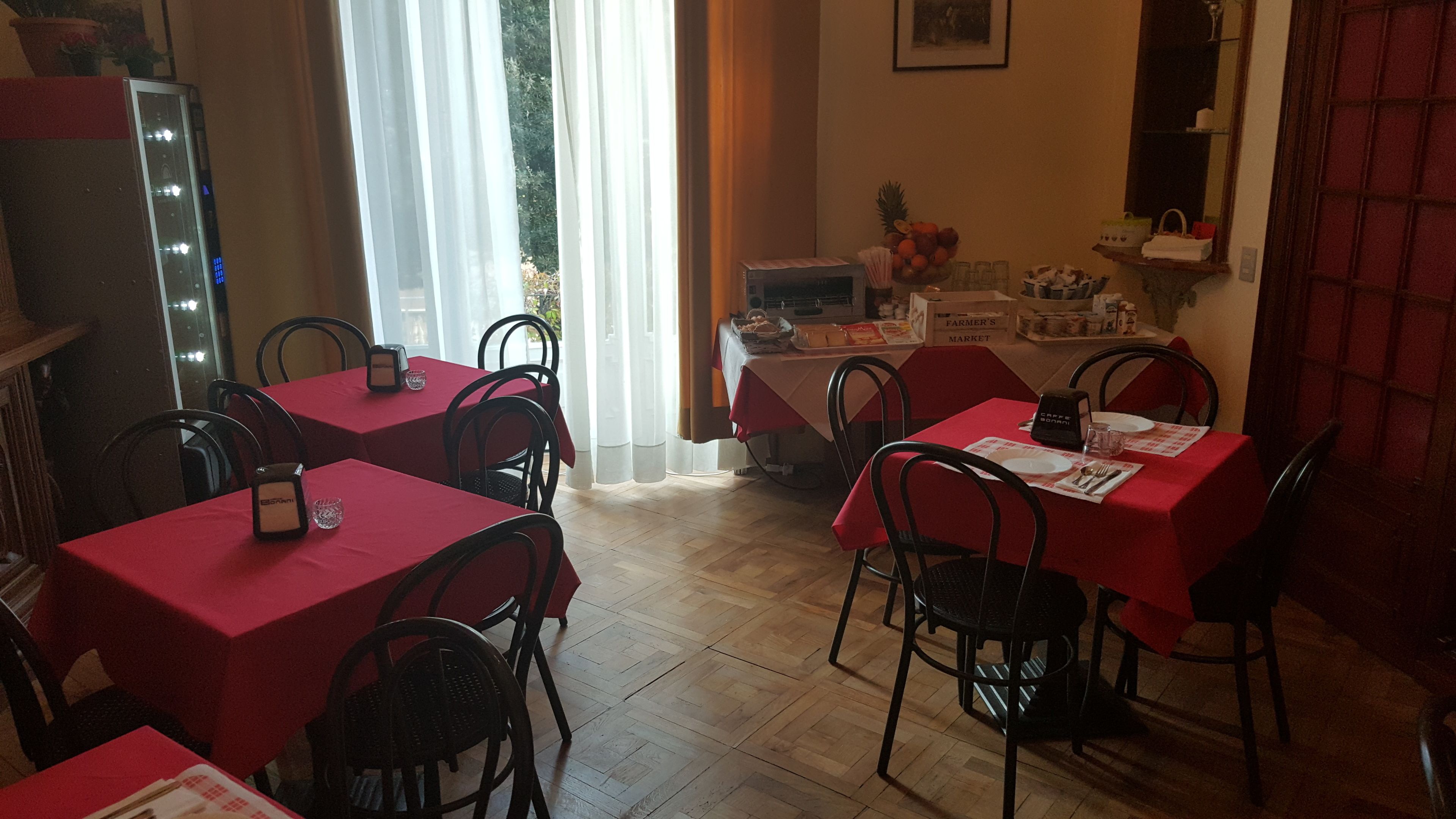 Petit déjeuner buffet compris tous les jours