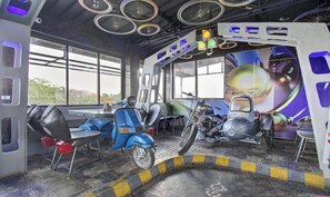Restaurant - Treebo Lalaji's Executive (Chhatrapati Sambhajinagar)