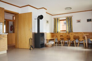 Classic-Chalet, 5 Schlafzimmer, Nichtraucher | Wohnbereich