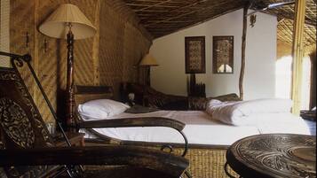 Premium bedding, down duvets, minibar, desk