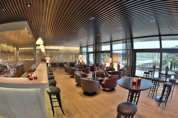 Spécialités Cuisine locale et internationale