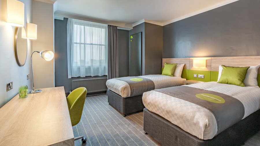 Thistle Express London Luton