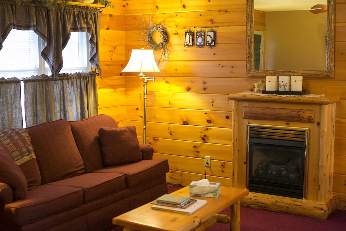 Premium Suite, 2 Bedrooms, Kitchen | Living area