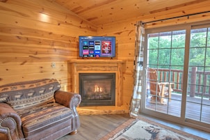 Televisión de pantalla plana, chimenea