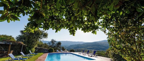 Piscina stagionale all'aperto