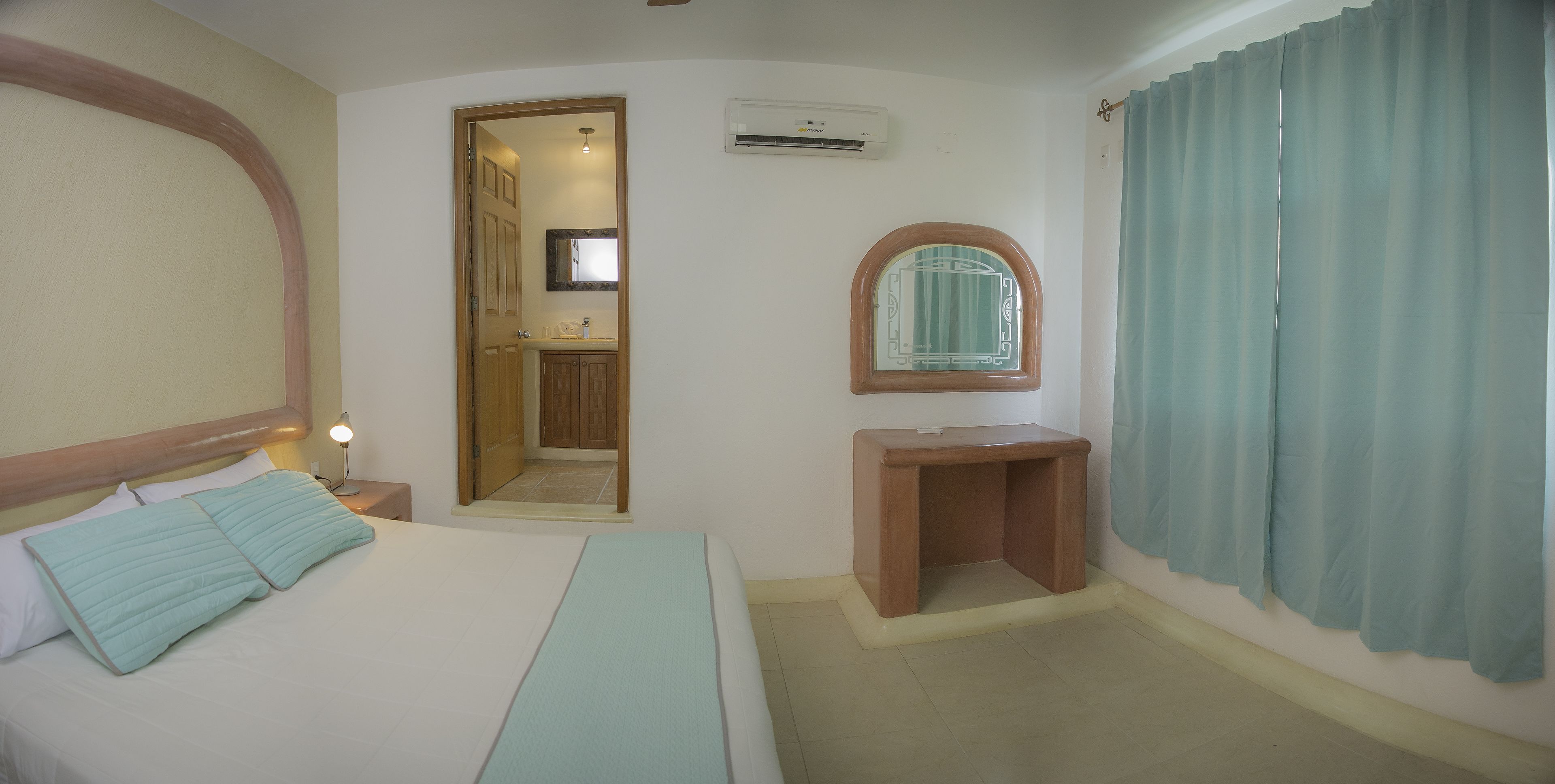 1 quarto, roupas de cama premium, ferros/tábuas de passar roupa