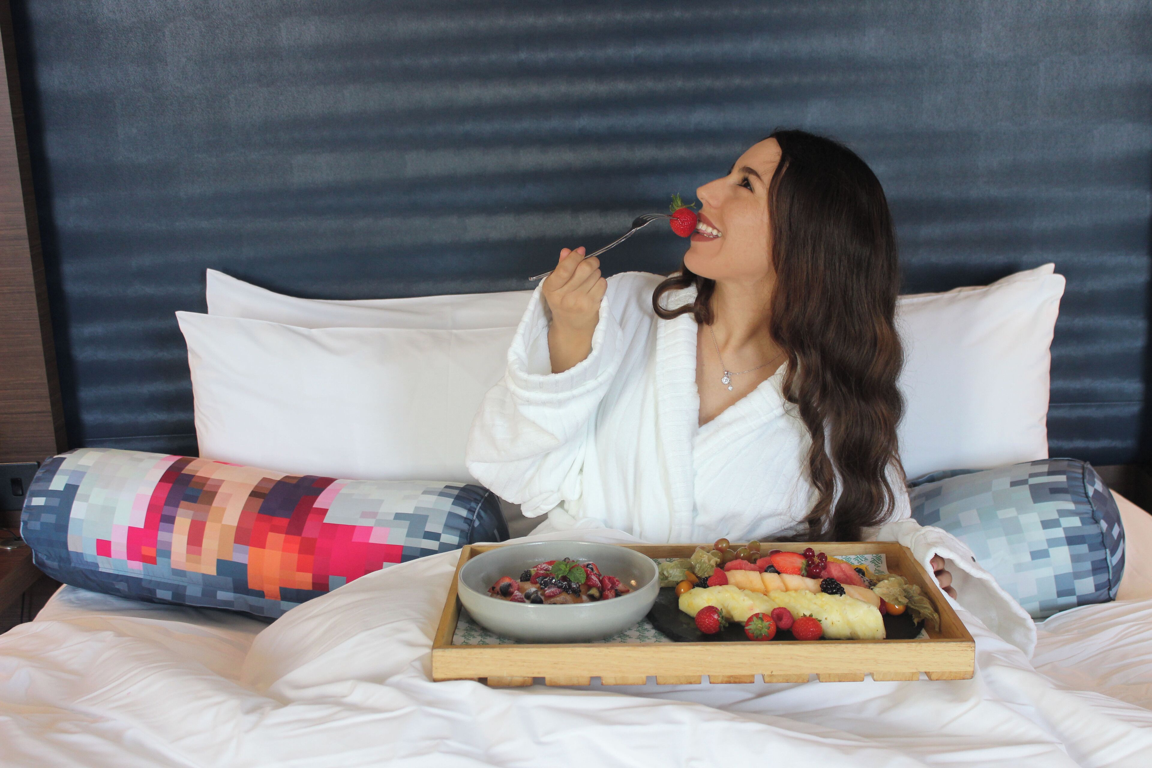 daily buffet breakfast (aed 80 per person)