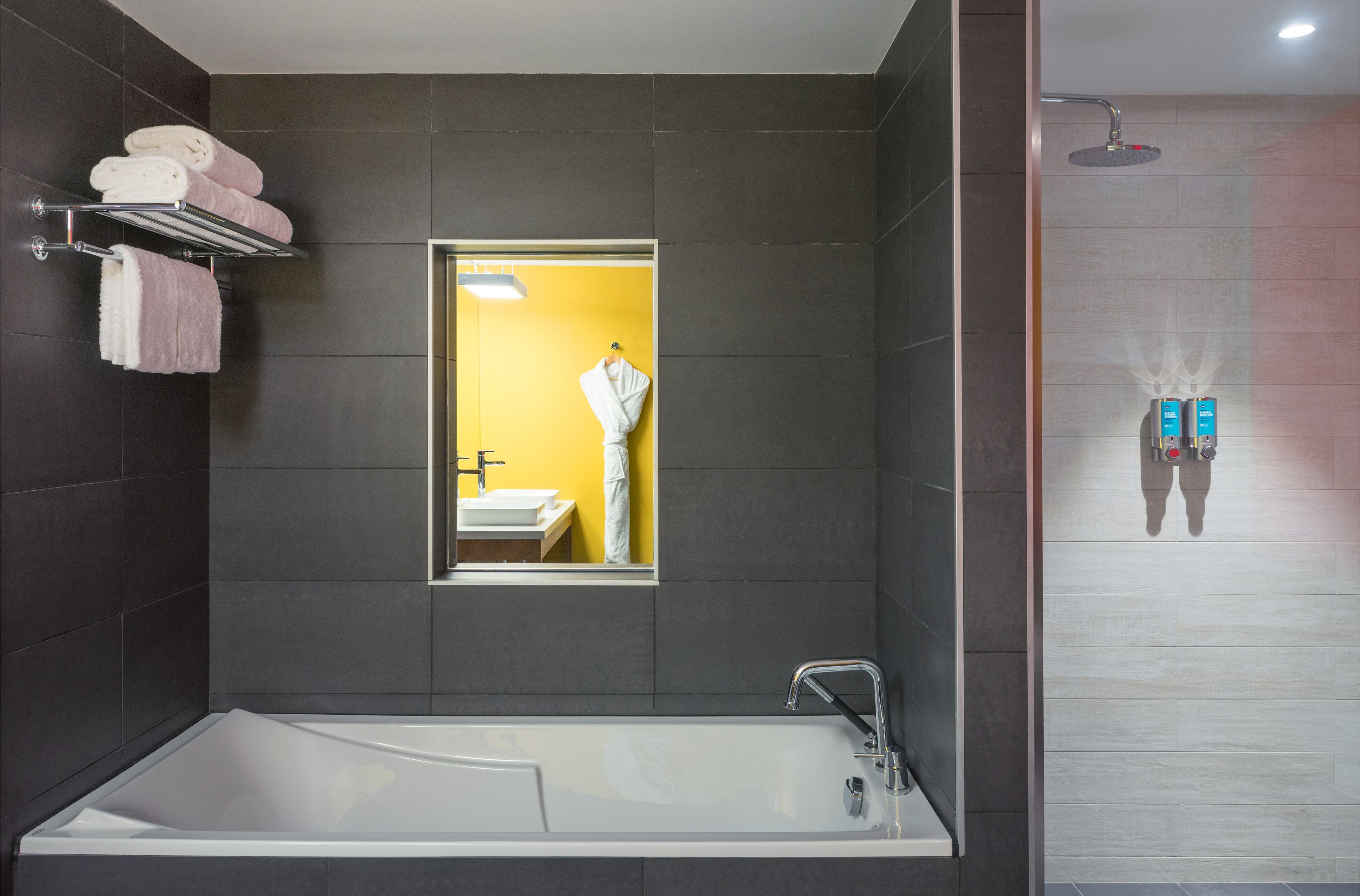 1 bedroom, minibar, in-room safe, desk