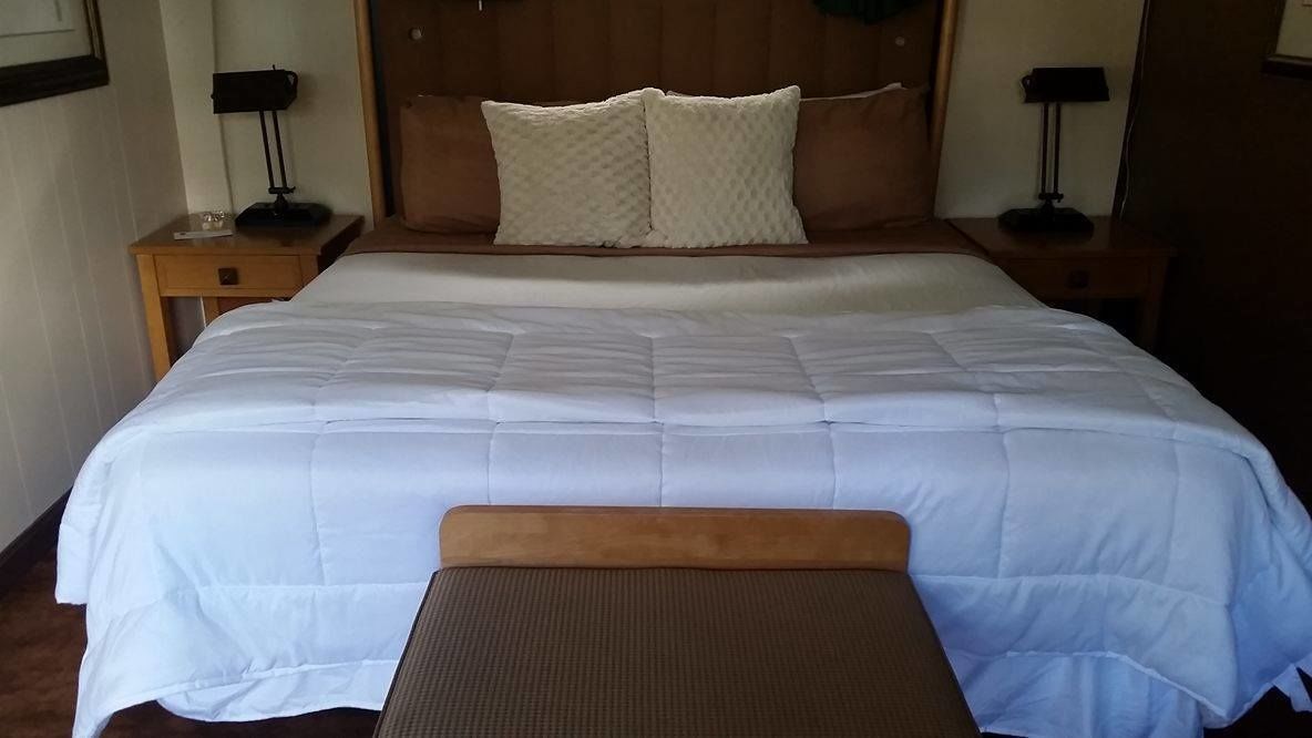 Standard-huone, 1 suuri parisänky | Egyptinpuuvillaiset lakanat, ylelliset vuodevaatteet