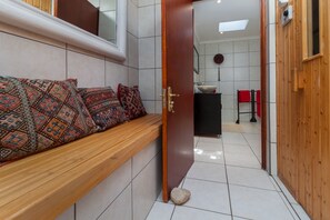 Steam room - 57 Huguenot Street (Franschhoek)