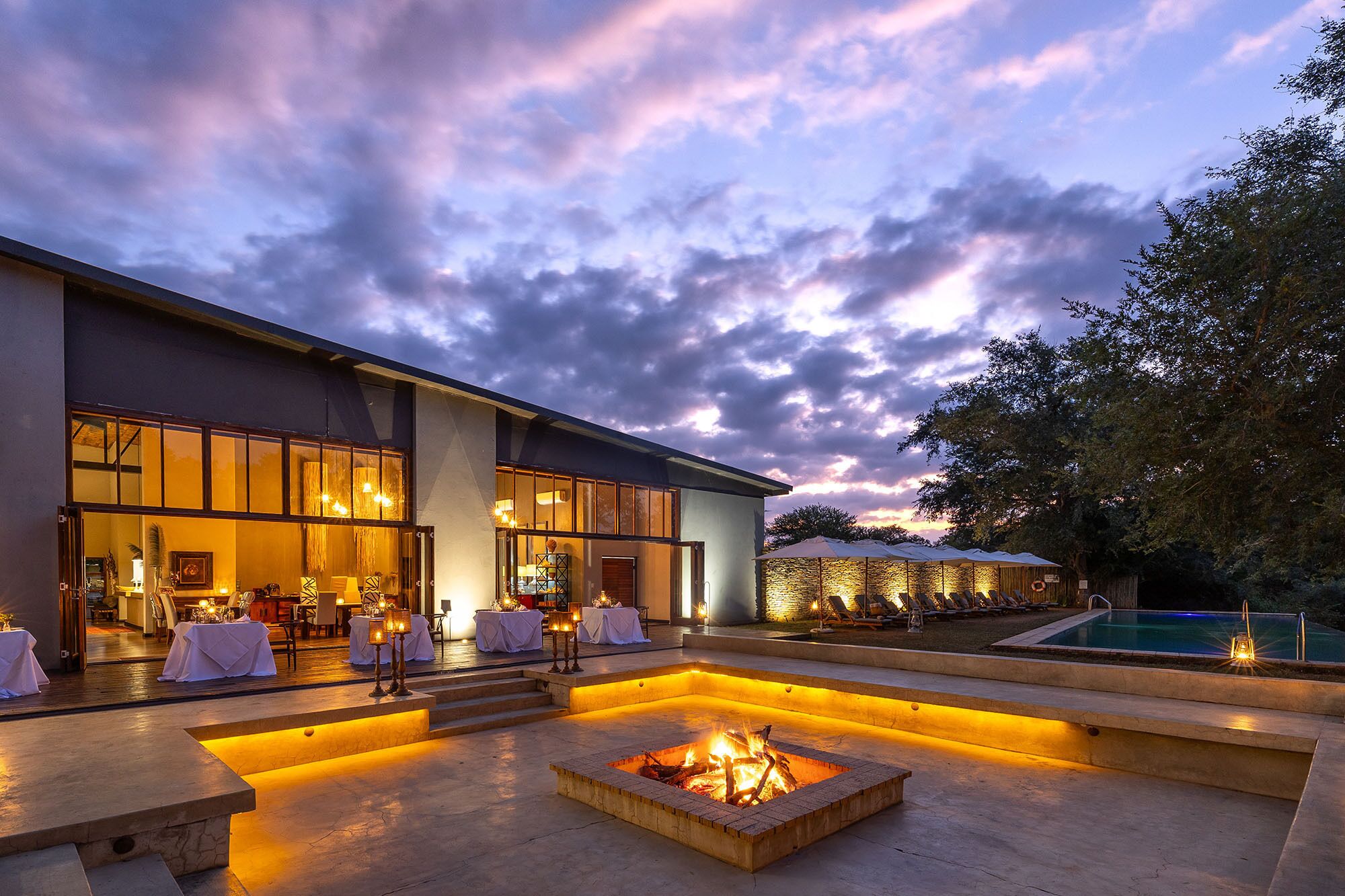 Façade de l’hébergement - soirée/nuit