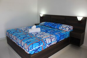 Deluxe Suite, 1 Bedroom, Private Bathroom, Lagoon View | View from room - Marineros Club Nautico (Prado)
