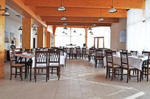 Restaurant - Hotel Rozálka (Pezinok)