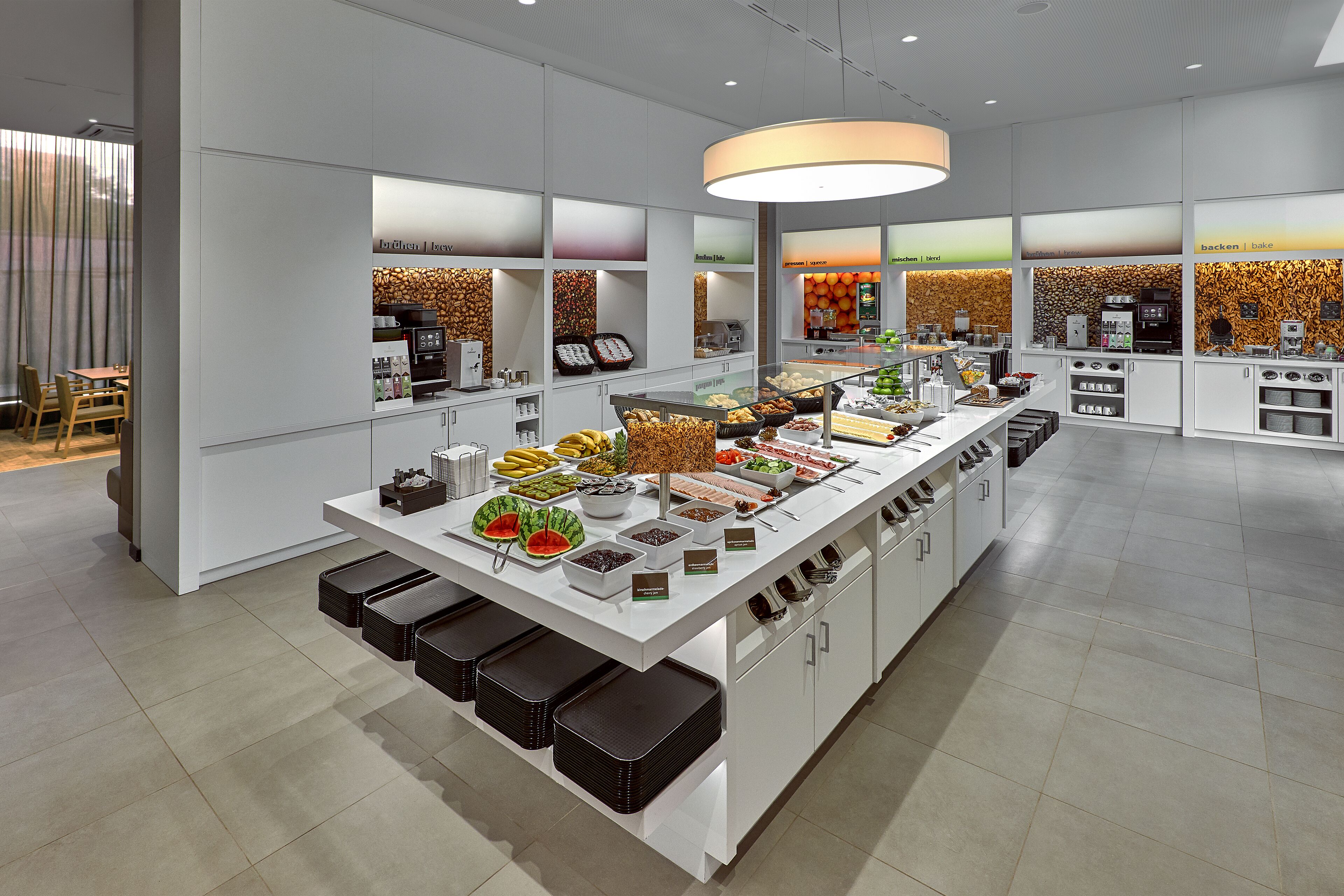 Colazione a buffet inclusa, servita tutte le mattine 
