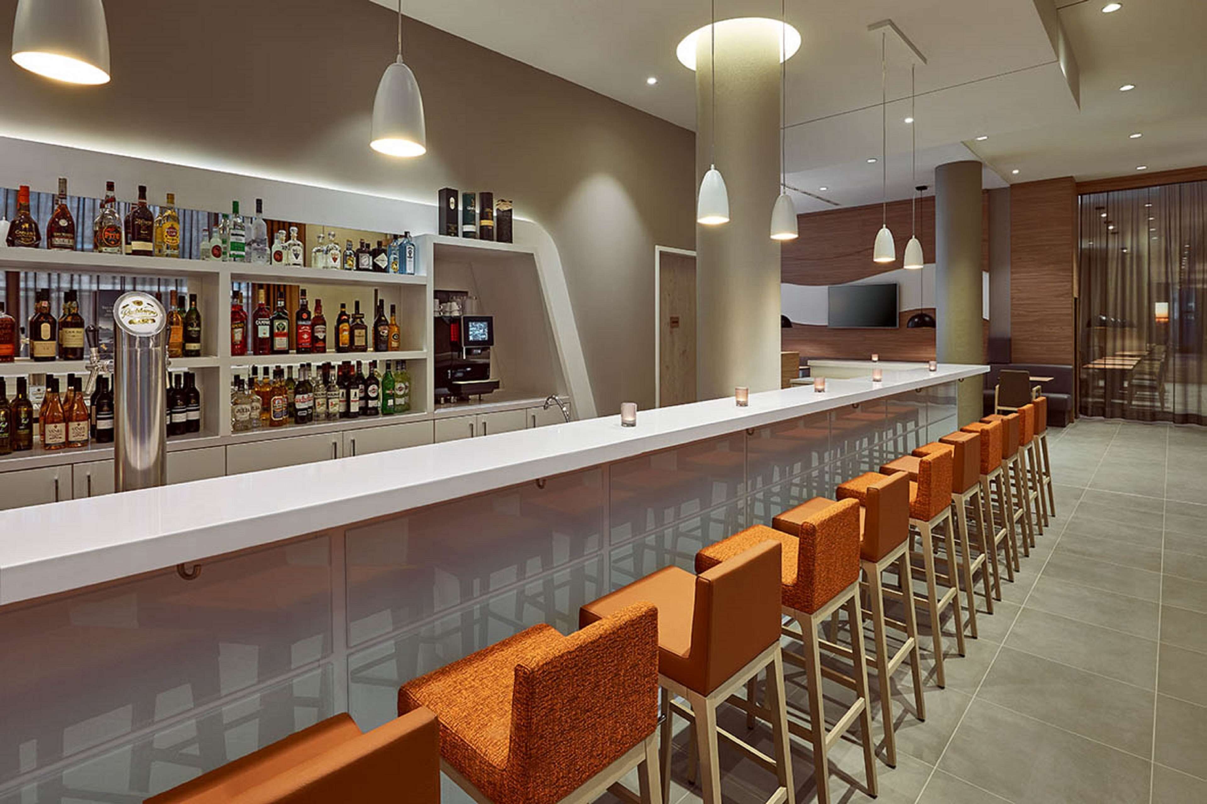 Photo - Hampton By Hilton Berlin City Centre Alexanderplatz