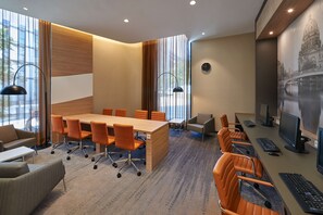 Business centre - Hampton By Hilton Berlin City Centre Alexanderplatz (Berlin)