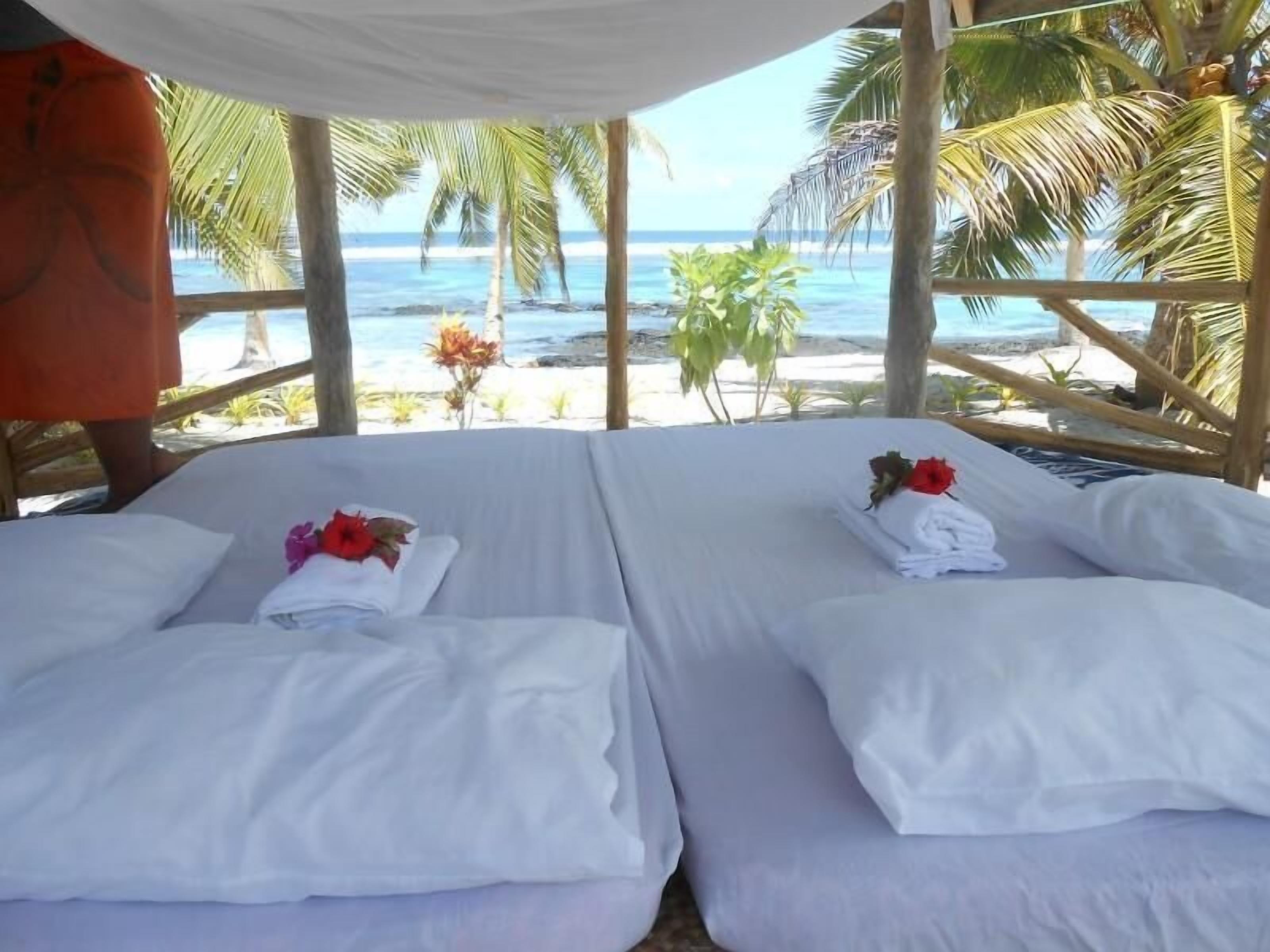 traditional room, 1 bedroom, shared bathroom, oceanfront | 1 bedroom, iron/ironing board, bed sheets