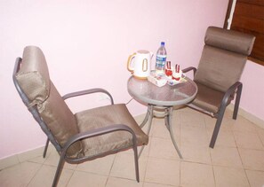 Habitación con 2 camas individuales (Budget) | Ropa de cama