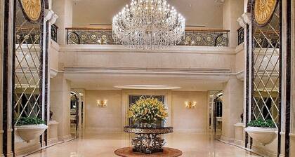 Celebrity International Grand Hotel