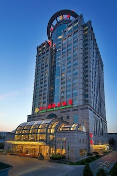 Celebrity International Grand Hotel
