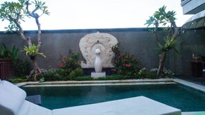 Outdoor pool, pool loungers