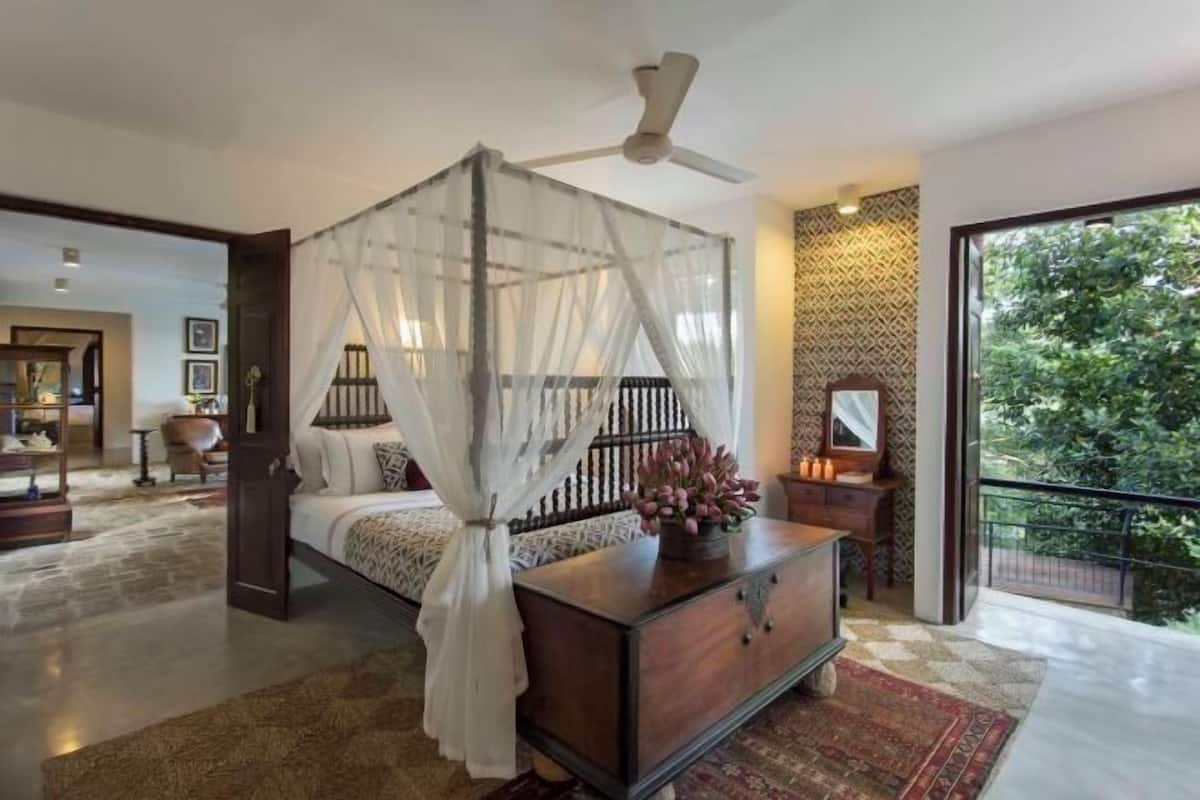 Ropa de cama de alta calidad y minibar
