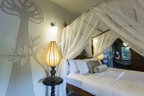 Ropa de cama de alta calidad y minibar 