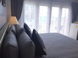 Honeymoon Room, 1 King Bed | Minibar, desk, free WiFi - BC Summer Beach (Pranburi)