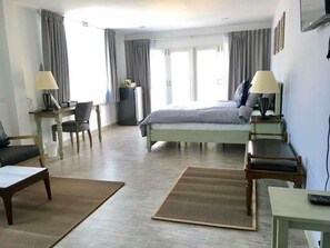 Penthouse tradicional, 1 cama King size | Minibar, escritorio y wifi gratis 