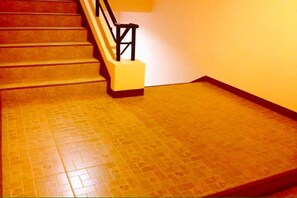 Staircase - Bhoontun Guesthouse (Chiang Mai)