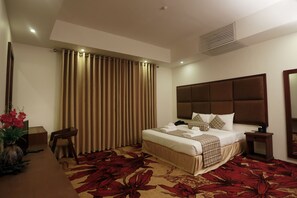 1 bedroom, minibar, in-room safe, desk