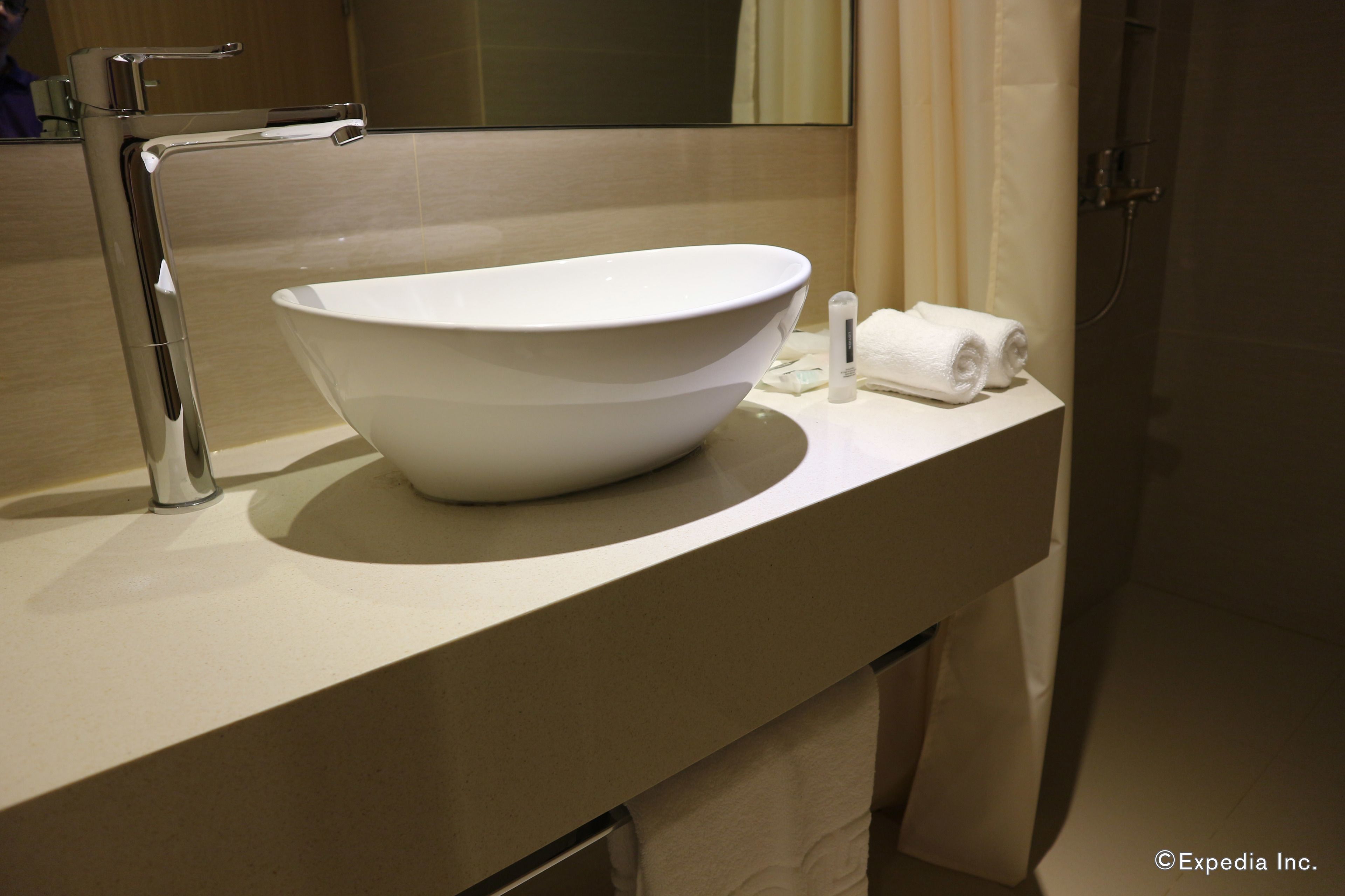 shower, free toiletries, hair dryer, bathrobes