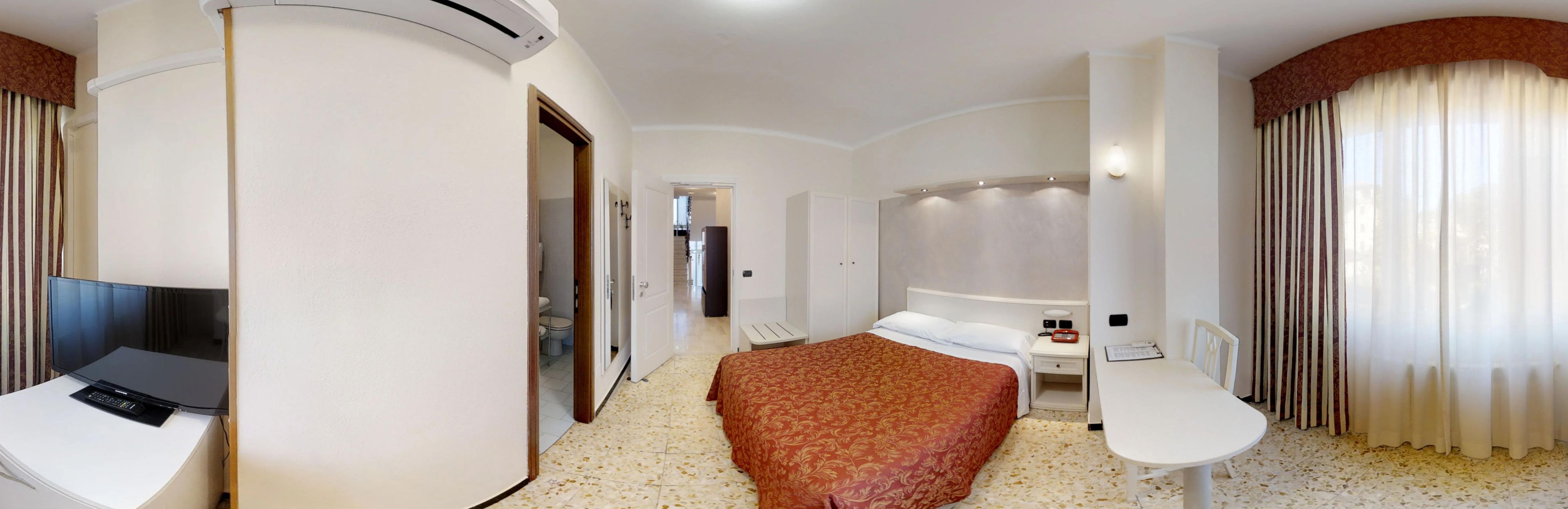 comfort single room | bathroom | shower, free toiletries, hair dryer, bidet